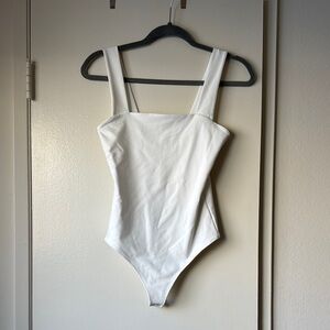 Abercrombie & Fitch White Seamless Fabric Squareneck Bodysuit Small